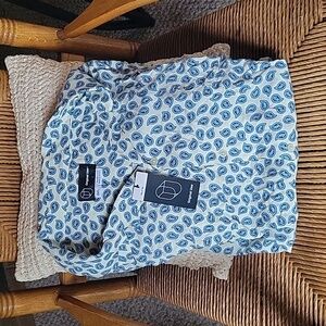 Original Use white/blue paisley short sleeve button down,  size 3XL